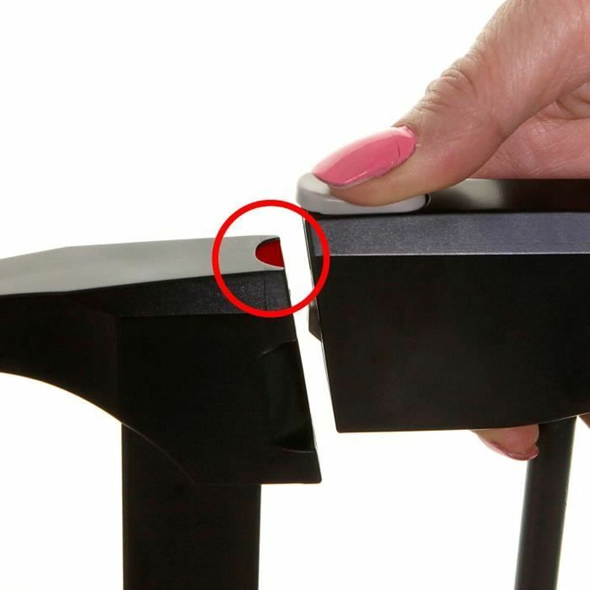 V4HC97C998B2EF1B45C0C537AF6D816DC13R7131976P3